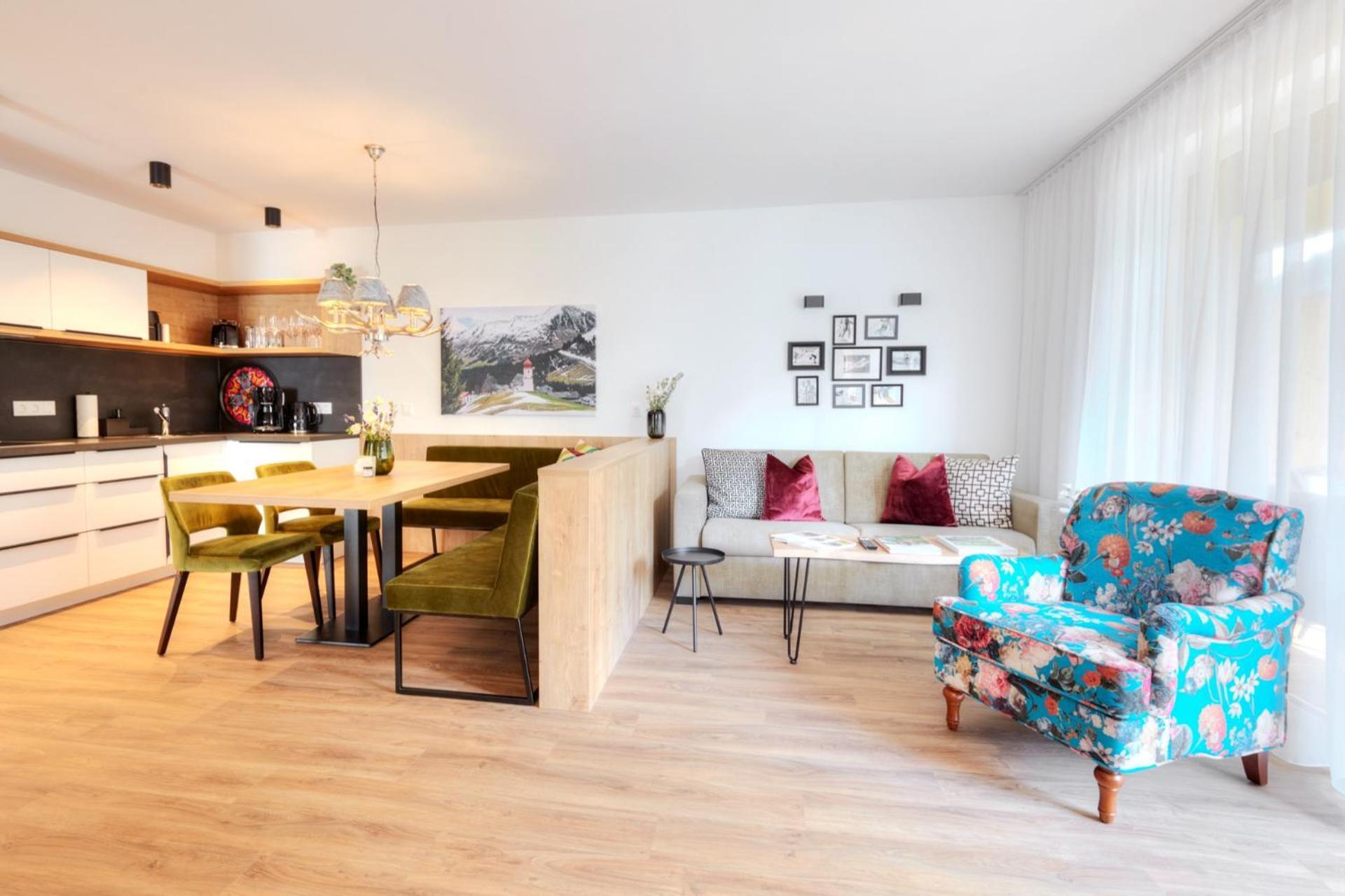 Alpenstolz Damuels Haus 4 - Stilvoll Urlauben In Den Bergenアパートメント エクステリア 写真