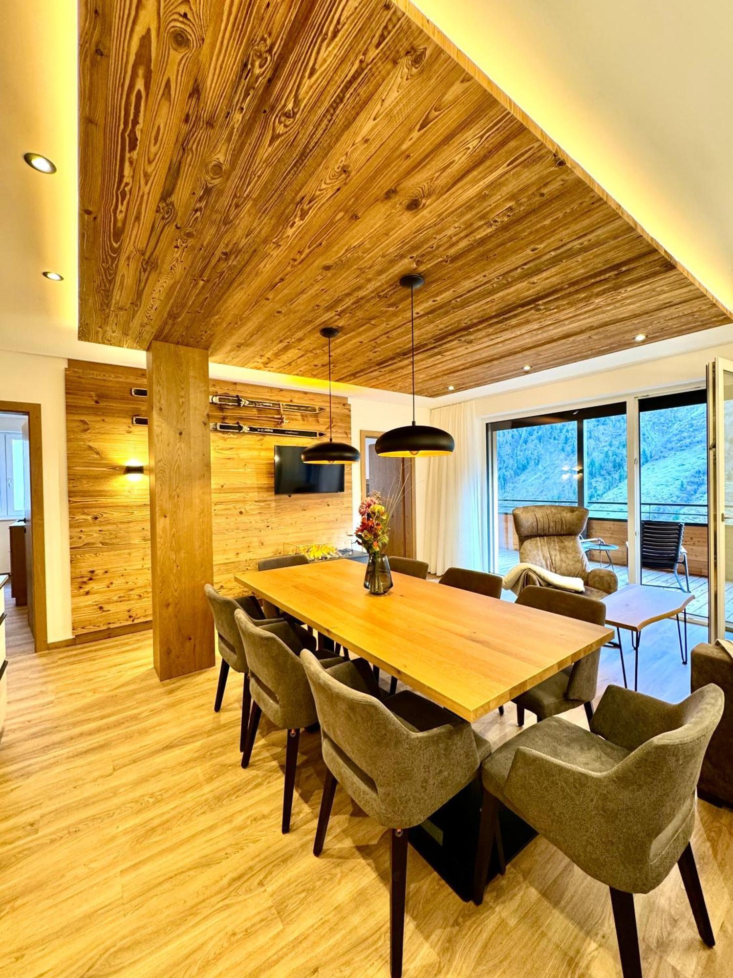 Alpenstolz Damuels Haus 4 - Stilvoll Urlauben In Den Bergenアパートメント エクステリア 写真